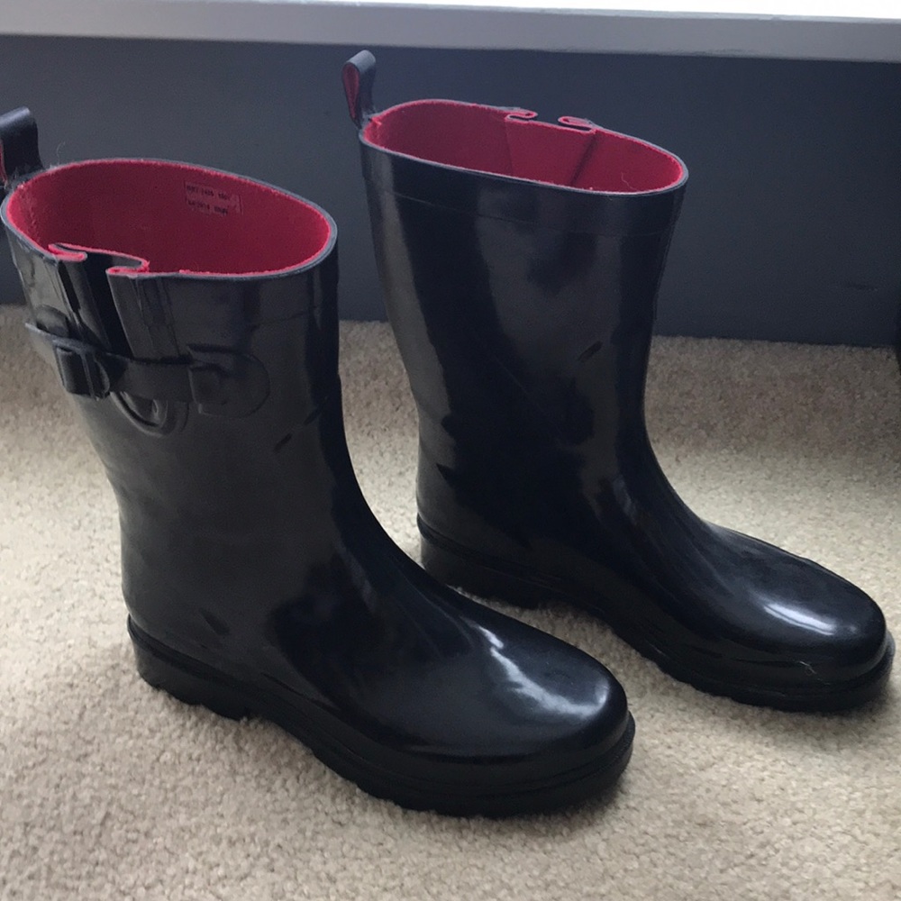 Black rain boots